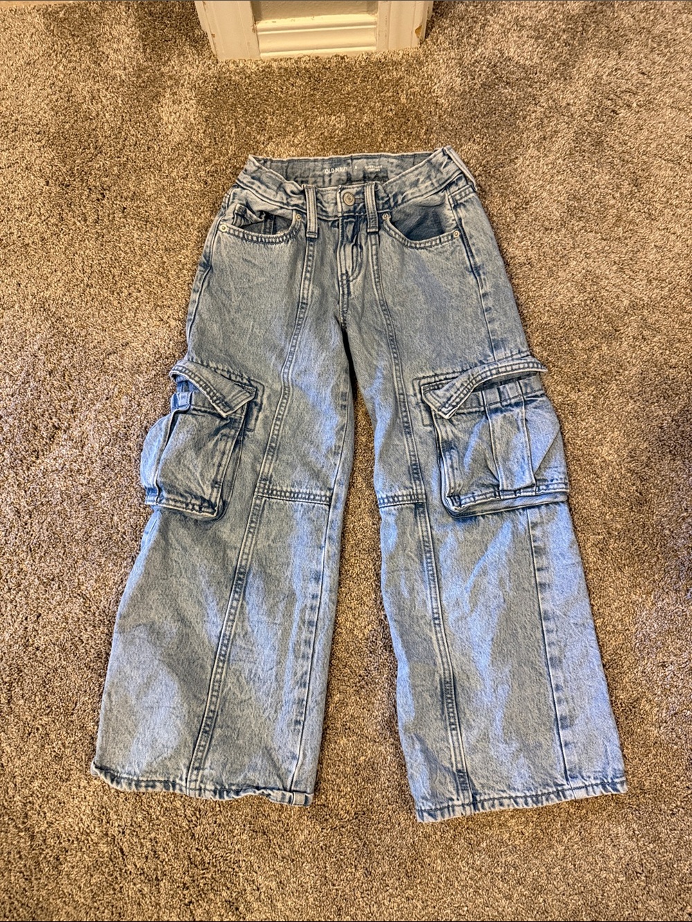 Old Navy Girls Light Wash Cargo Wide-Leg Jeans